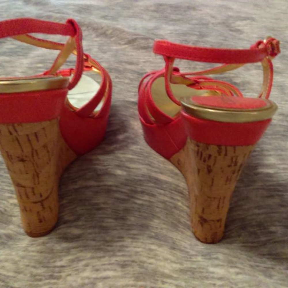 Coral wedge cork heeled sandals - Picture 4 of 5